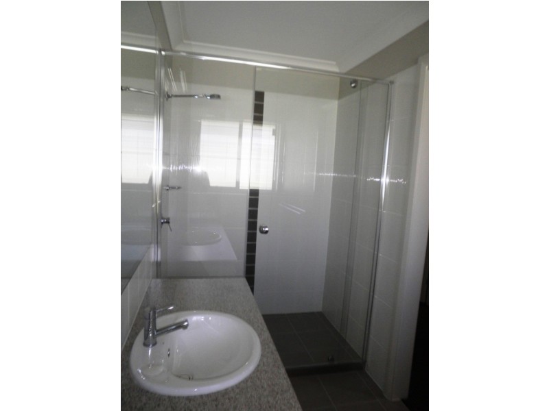 1 Cameron Street, Chinchilla QLD 4413