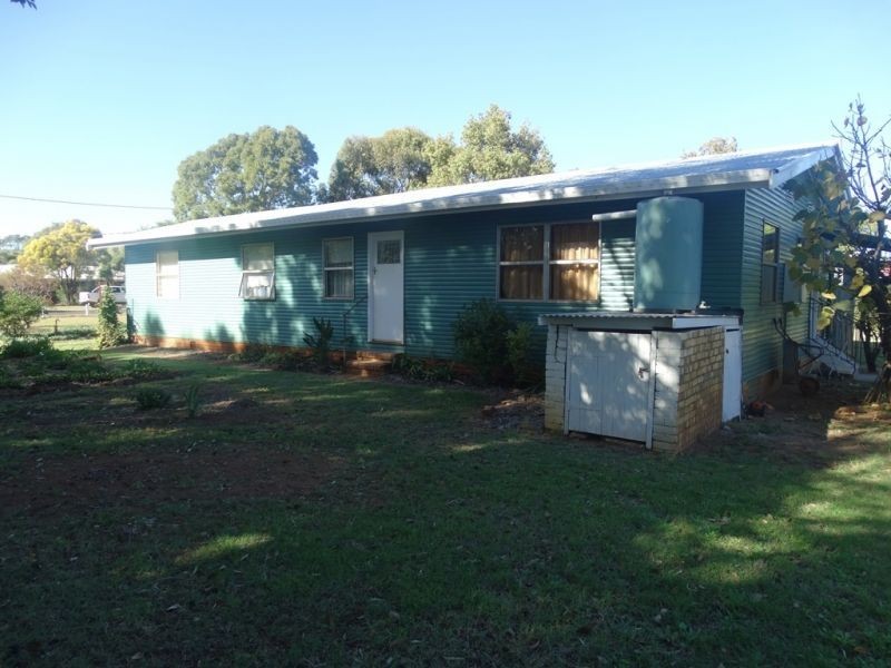 42. Mackie Street, Chinchilla QLD 4413