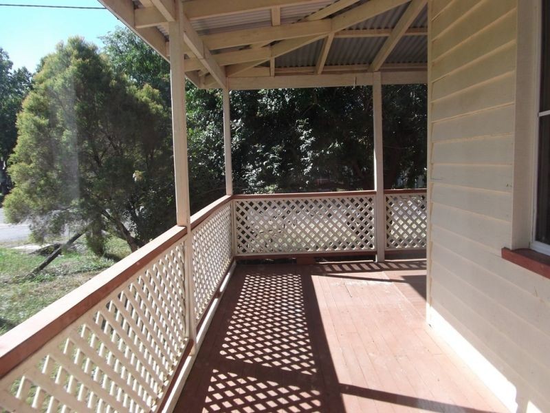 36 Davis Street, Chinchilla QLD 4413