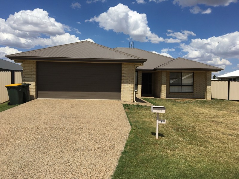 8 Mckenzie Street, Chinchilla QLD 4413