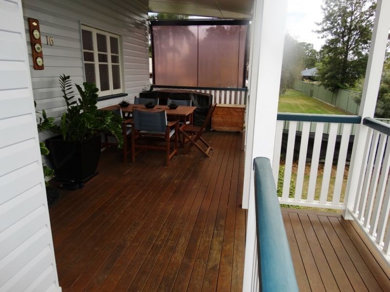 16 Condamine Street, Chinchilla QLD 4413