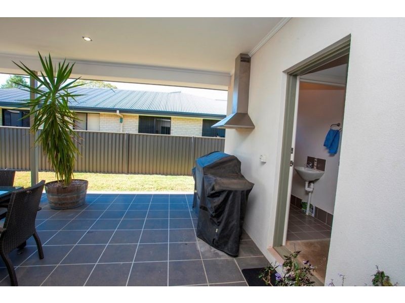 73 Sommerfeld Crescent, Chinchilla QLD 4413