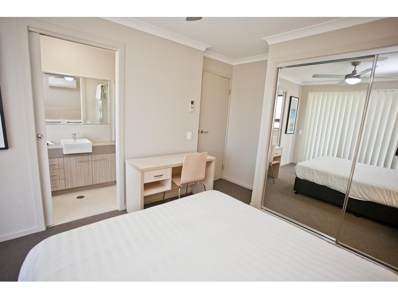 Unit 16/Unit 16 Stonewood Villas, Chinchilla QLD 4413