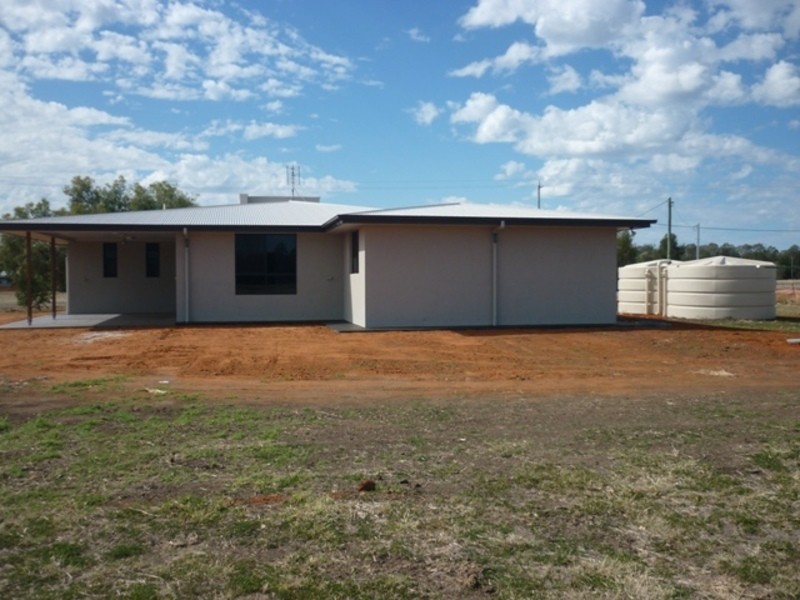 5 Washinton Avenue, Chinchilla QLD 4413