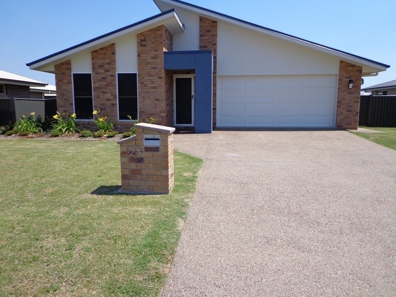 23 Cameron St, Chinchilla QLD 4413