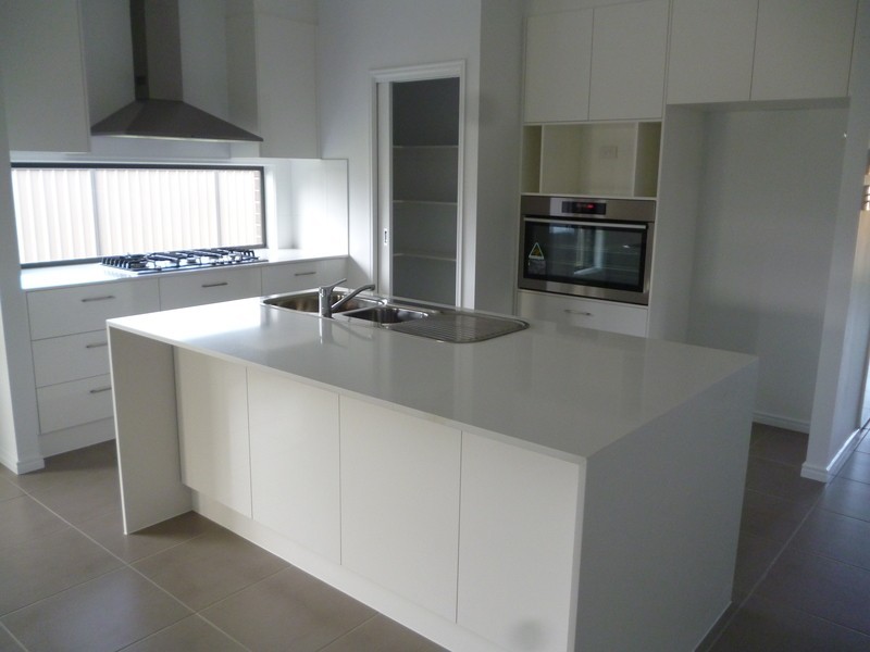 16 Parker Place, Chinchilla QLD 4413