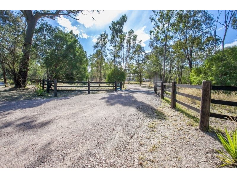 40 Monmouth Road, Chinchilla QLD 4413