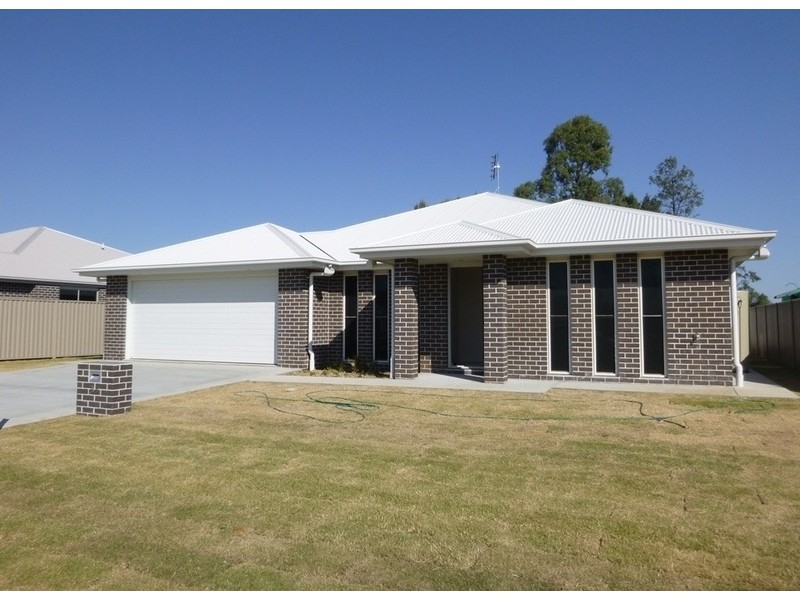35 Skewis St, Chinchilla QLD 4413