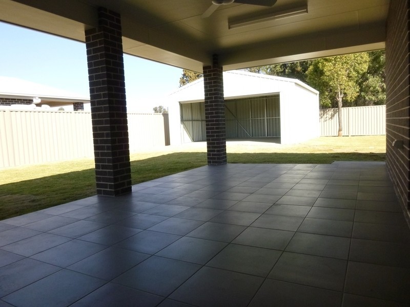 35 Skewis St, Chinchilla QLD 4413