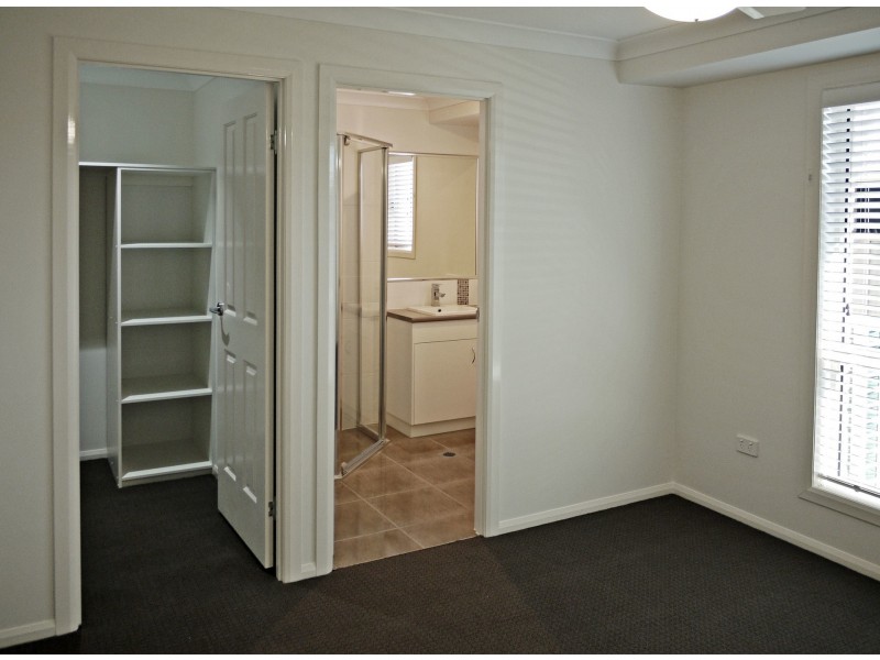 2/38  Gormleys Road, Chinchilla QLD 4413