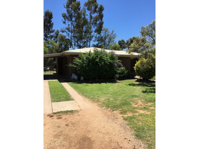 8 Stevenson Street, Chinchilla QLD 4413