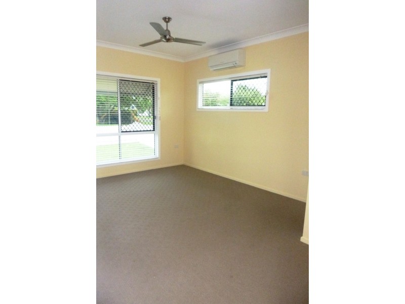 11 Nevell, Chinchilla QLD 4413