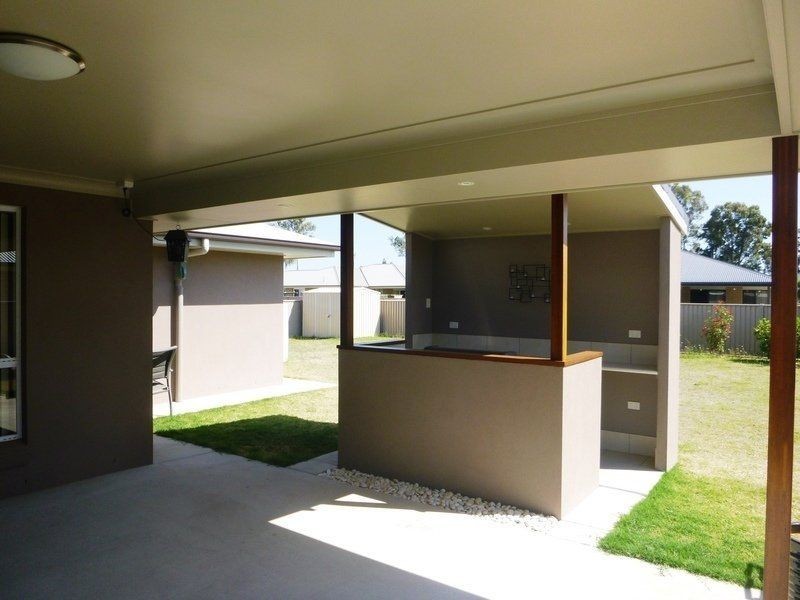 30 Sommerfeld Crescent, Chinchilla QLD 4413
