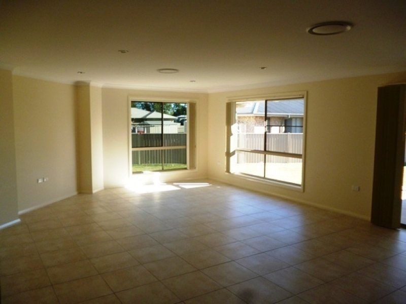 70 Sommerfeld Crescent, Chinchilla QLD 4413