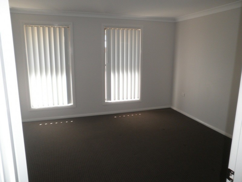 28 Sommerfeld Cres, Chinchilla QLD 4413