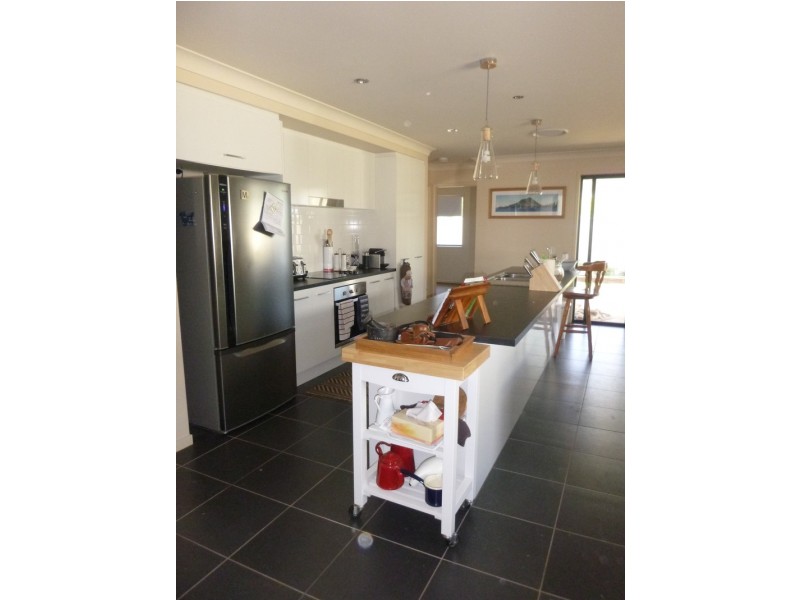 10 Bridgeman Parade, Chinchilla QLD 4413