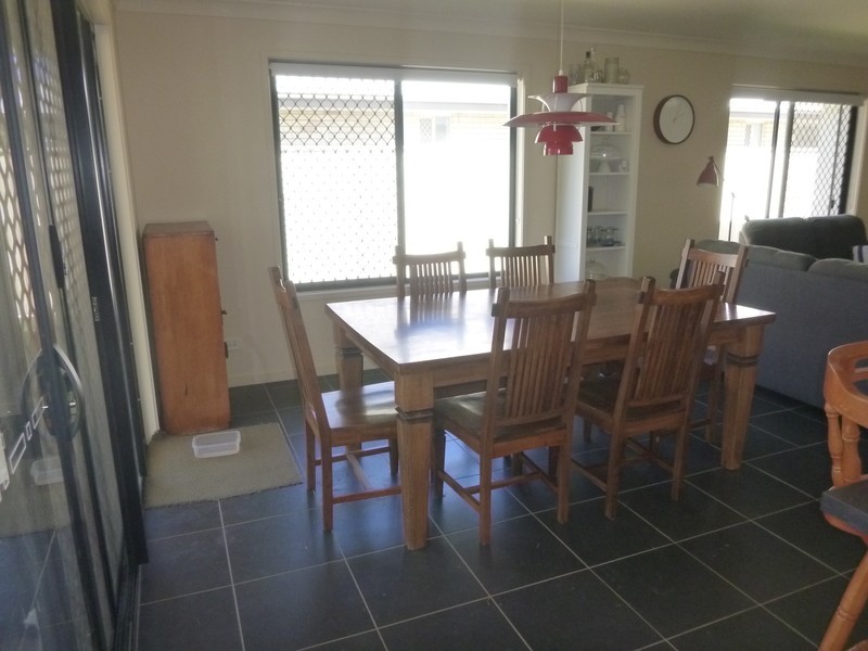 10 Bridgeman Parade, Chinchilla QLD 4413
