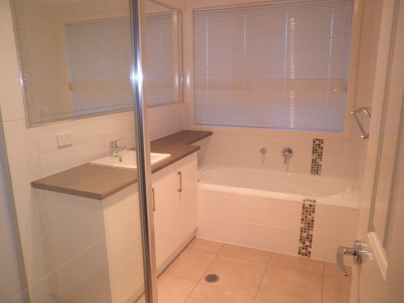 Unit 1/3 Platz Street, Chinchilla QLD 4413