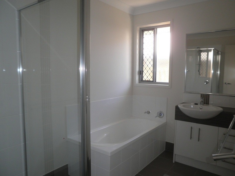 16 Pilkington St, Chinchilla QLD 4413