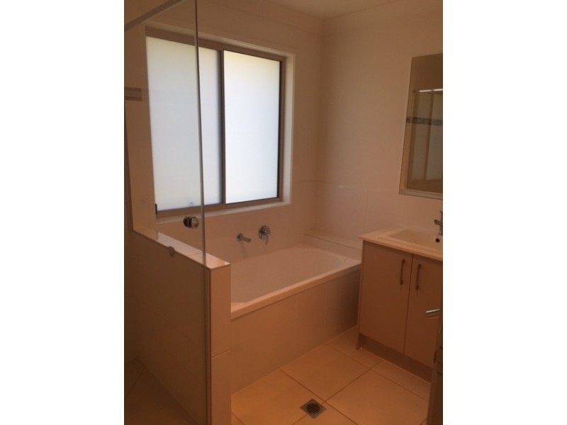 24 Hurse Street, Chinchilla QLD 4413