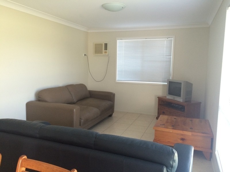 4/13 Wood Street, Chinchilla QLD 4413