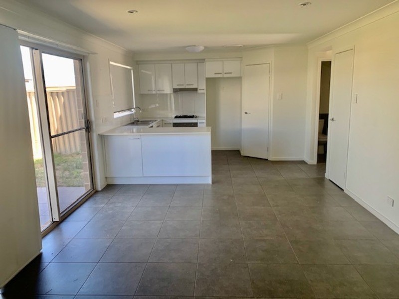 2/21 Dudley Street, Chinchilla QLD 4413