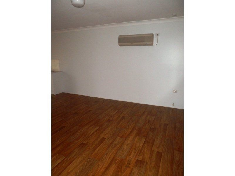 2/13-15 Mann Street, Chinchilla QLD 4413