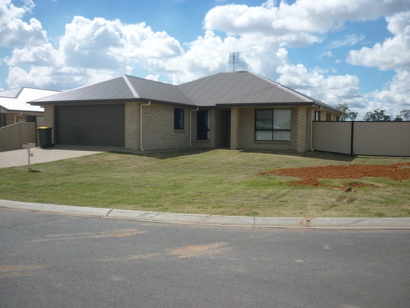 8 Mckenzie Street, Chinchilla QLD 4413