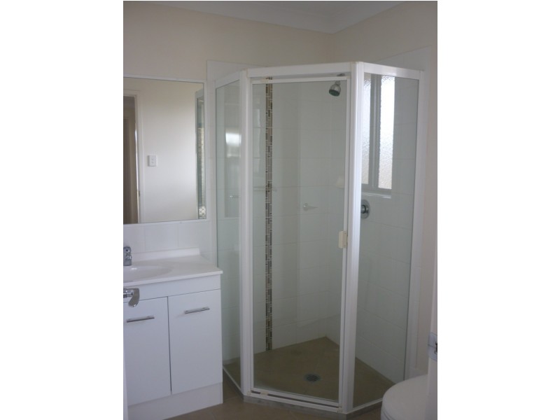 8 Mckenzie Street, Chinchilla QLD 4413