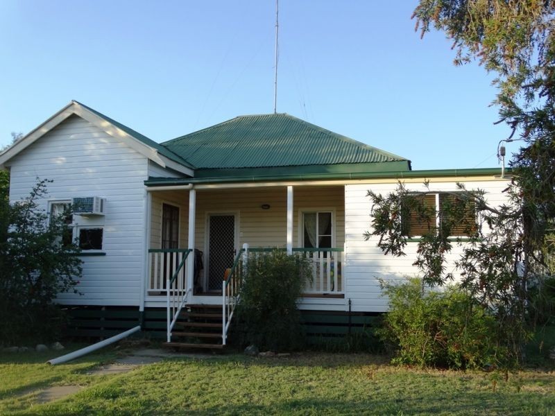 5 Wilson Street, Condamine QLD 4416