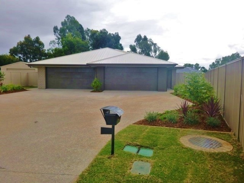2/32 Skewis Street, Chinchilla QLD 4413