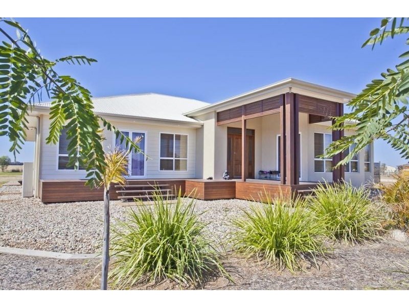 18 Beech Court, Chinchilla QLD 4413