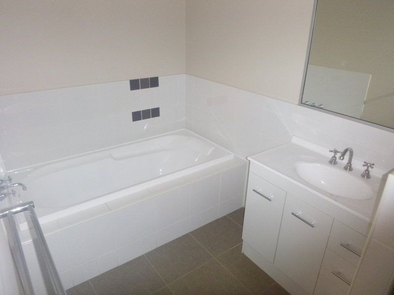 2/103 Zeller Street, Chinchilla QLD 4413