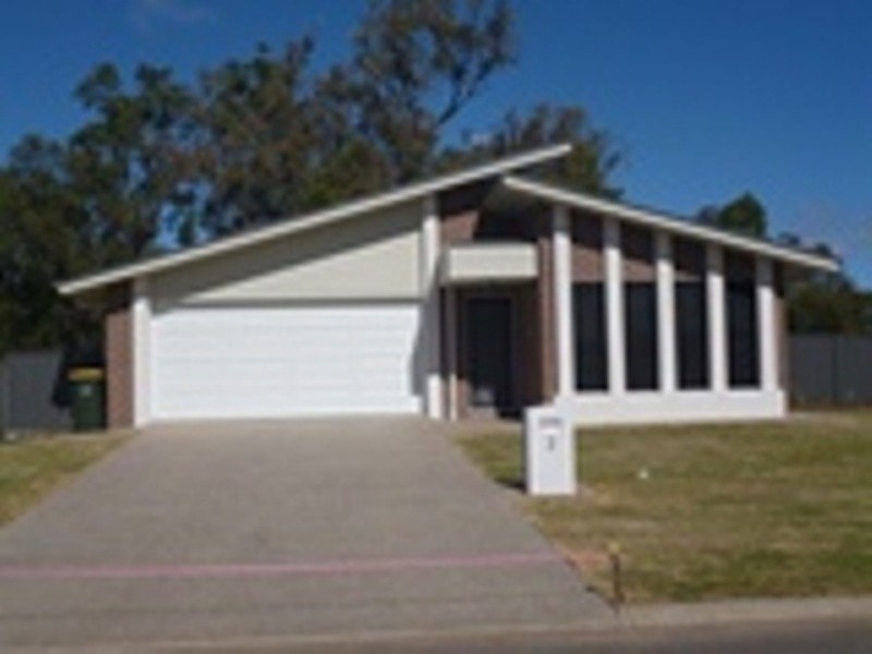 2 Cameron St, Chinchilla QLD 4413