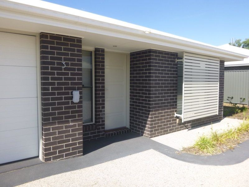 3/104-106 Windmill Road, Chinchilla QLD 4413