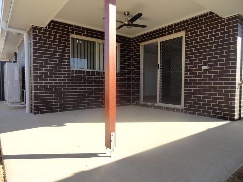 3/104-106 Windmill Road, Chinchilla QLD 4413