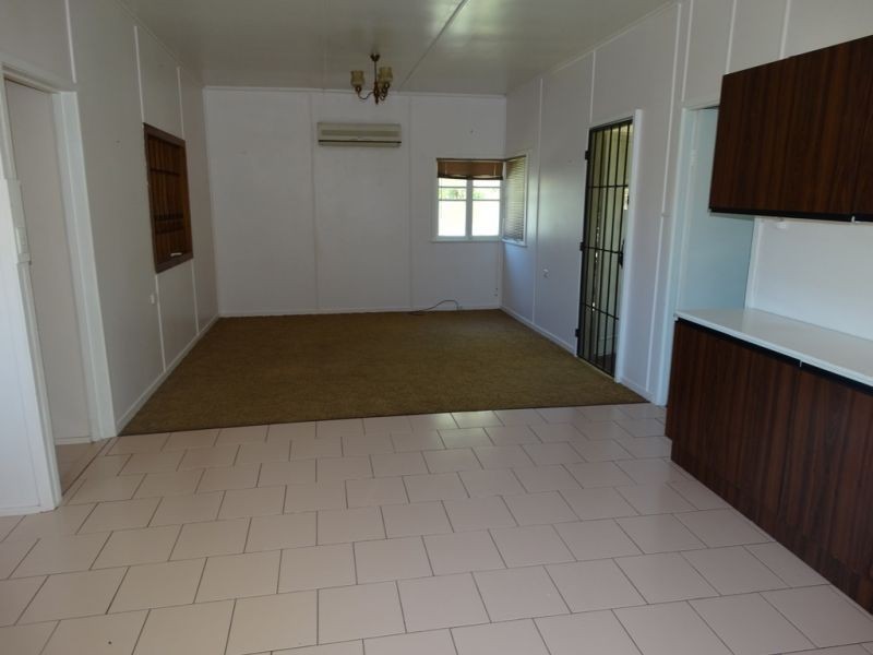 28 Barber Street, Chinchilla QLD 4413