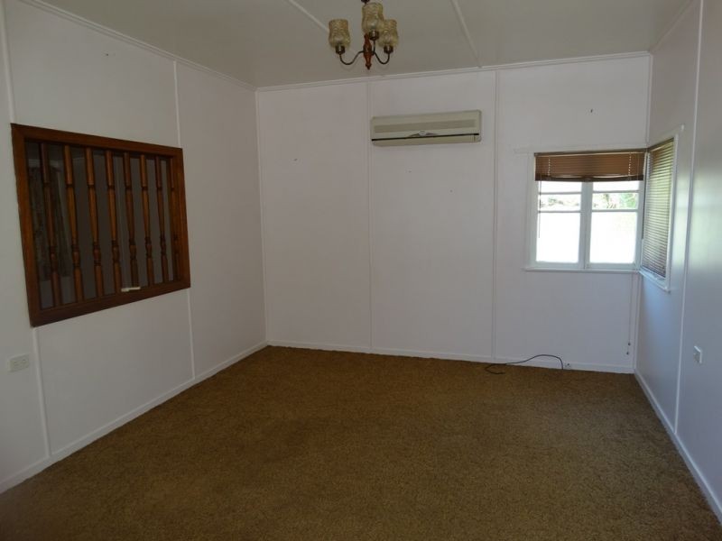 28 Barber Street, Chinchilla QLD 4413