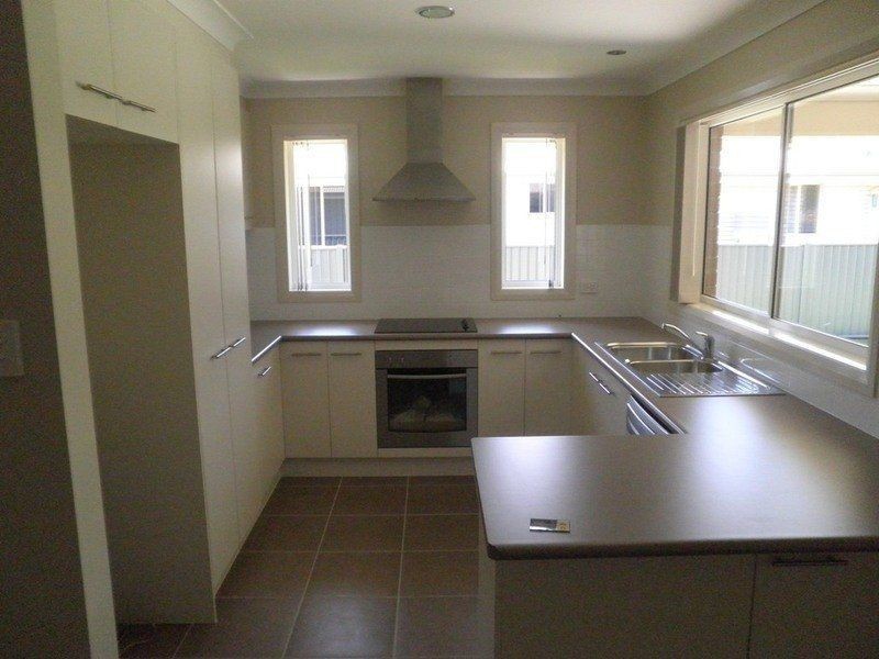 30 Cameron Street, Chinchilla QLD 4413