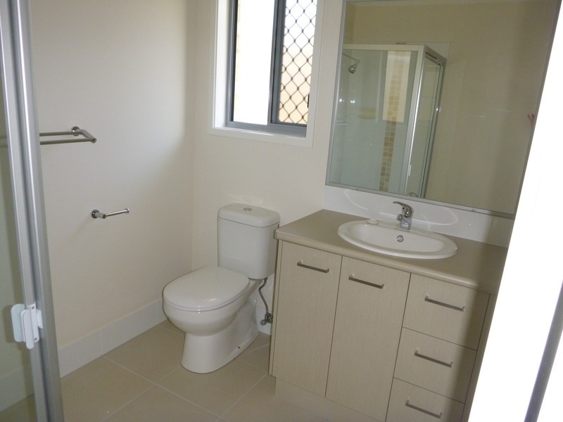 142  Price St, Chinchilla QLD 4413