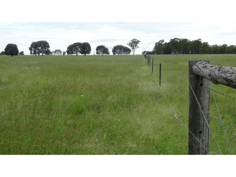 “Lockvoil” 1403 ACRES, Dulacca QLD 4425