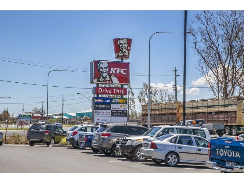 6A/30-50 Warrego Highway, Chinchilla QLD 4413