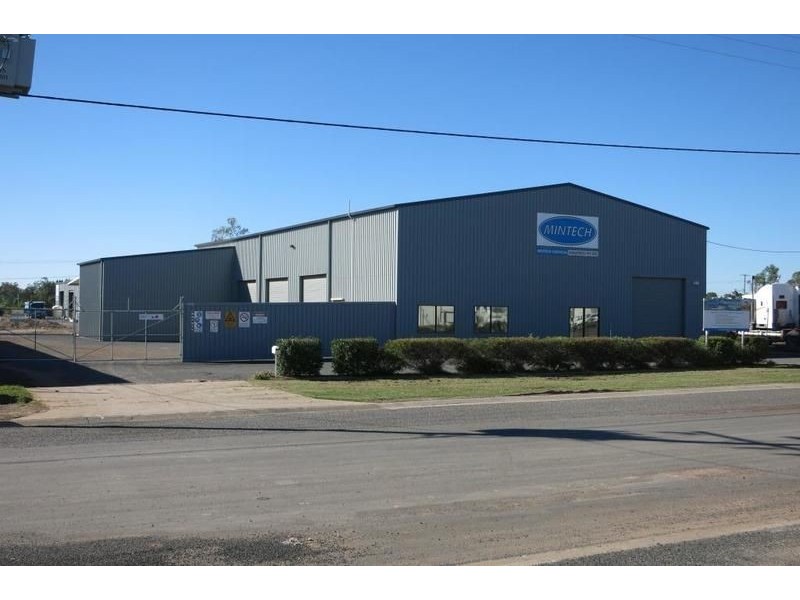 33 Emmerson Street, Chinchilla QLD 4413