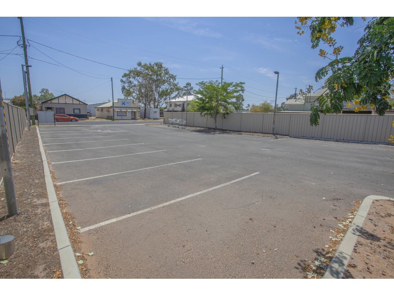 25 Bell Street, Chinchilla QLD 4413