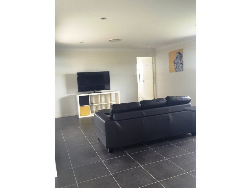 2/33 Hurse Street, Chinchilla QLD 4413