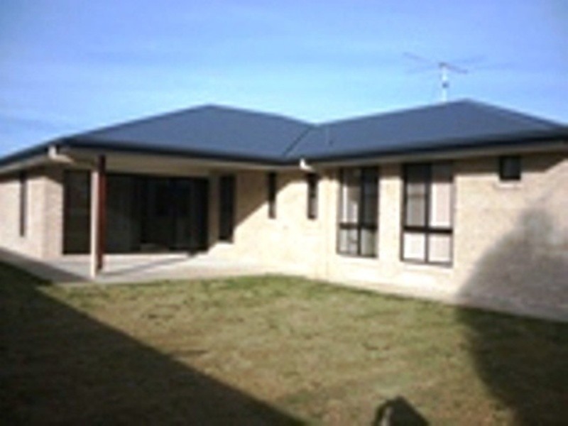 75 Sommerfeld Cr, Chinchilla QLD 4413