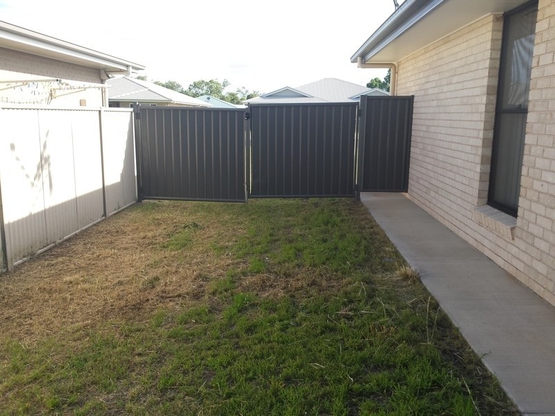 75 Sommerfeld Cr, Chinchilla QLD 4413