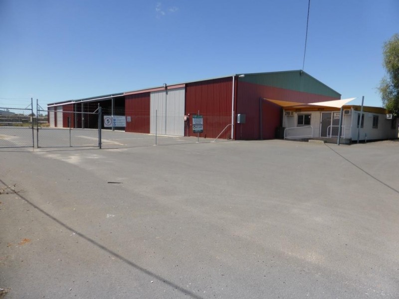 33-35 Cooper Street, Chinchilla QLD 4413