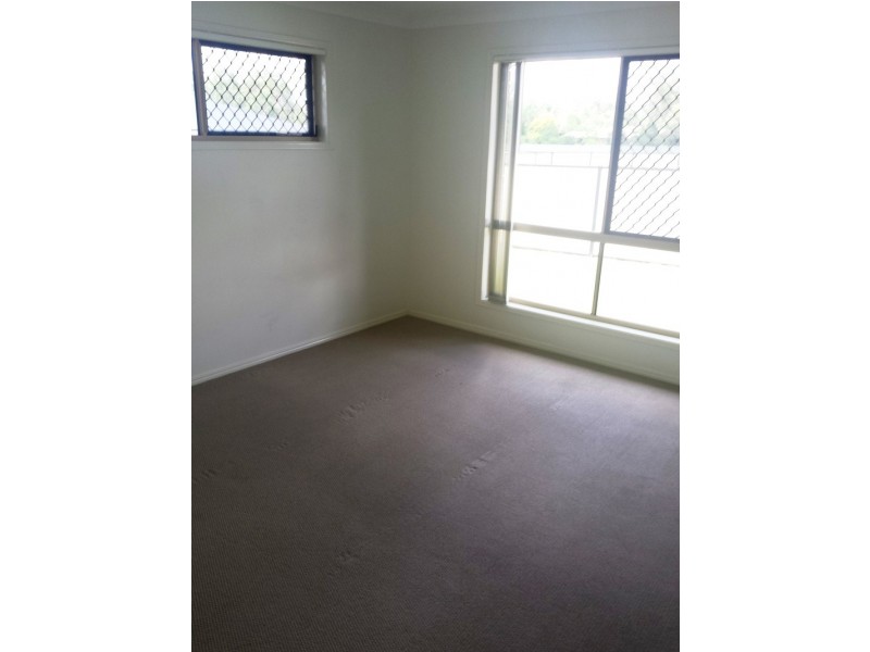 135 Zeller St, Chinchilla QLD 4413