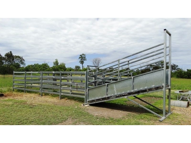 10 ACRES 279 Dawson Gates Road, Chinchilla QLD 4413